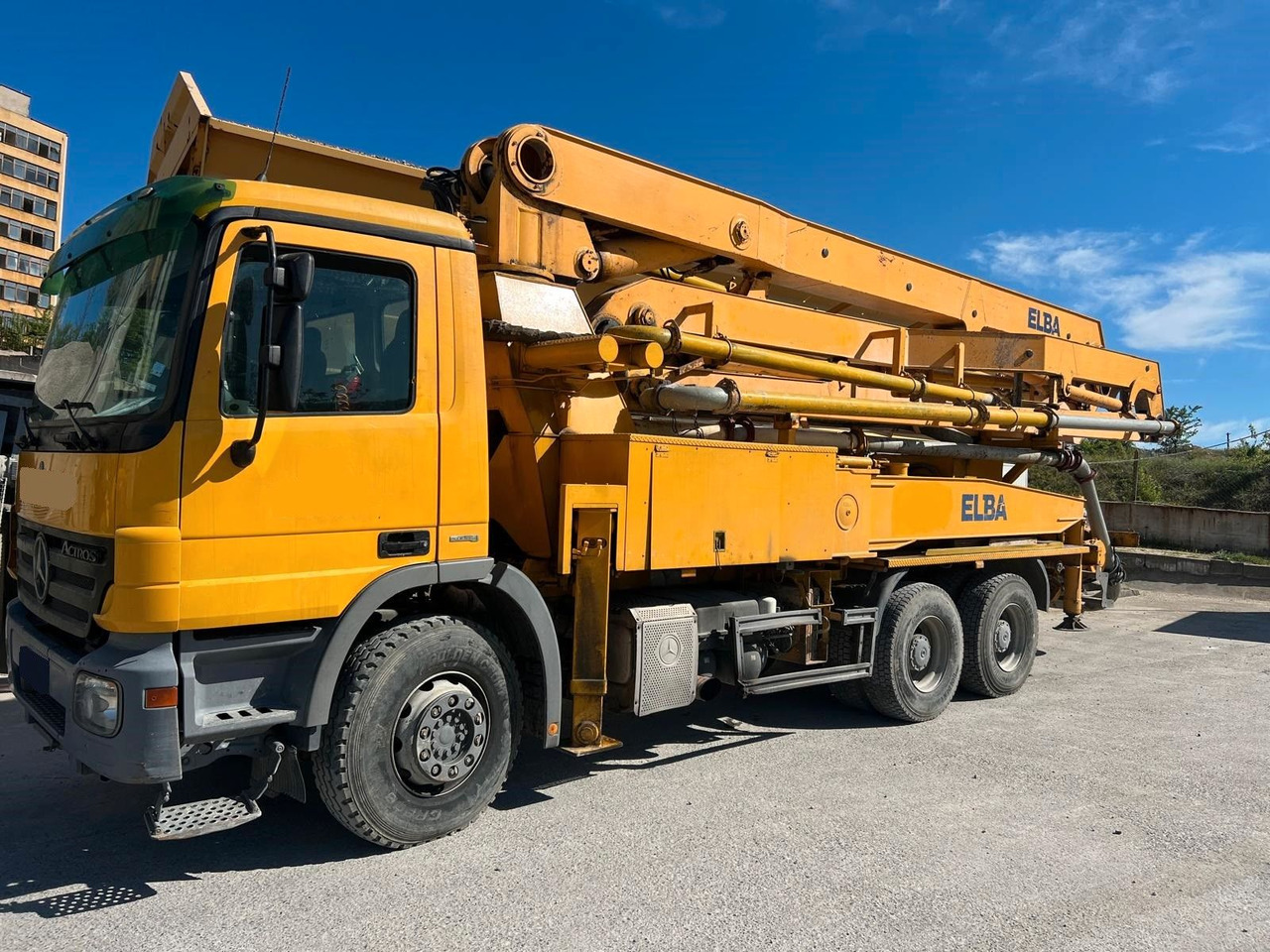 Mercedes-Benz ACTROS 3332 ELBA SCHWING 36M - Črpalka za beton: slika 1 Mercedes-Benz ACTROS 3332 ELBA SCHWING 36M - Črpalka za beton: slika 1