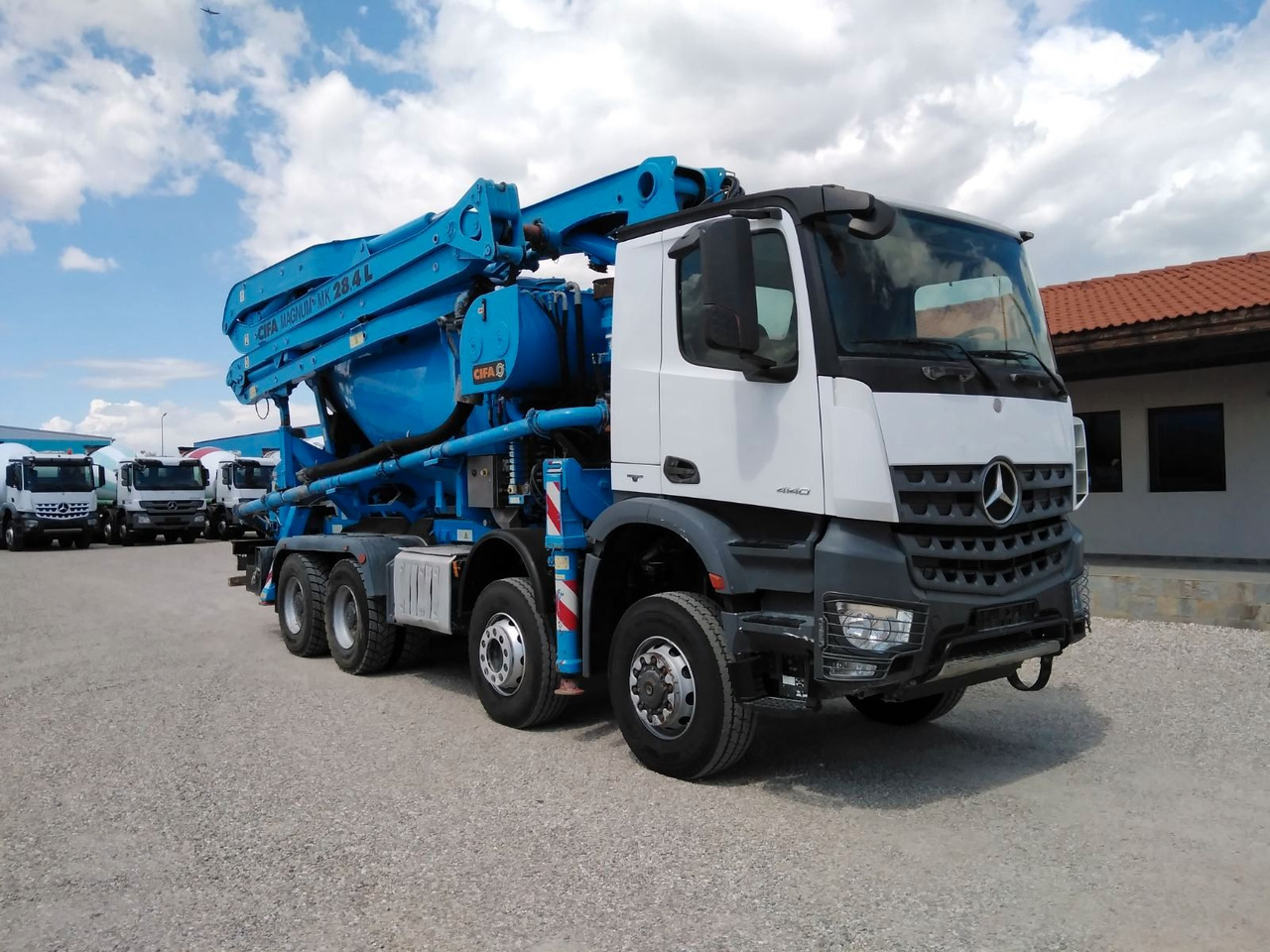 Mercedes-Benz AROCS 4140 CIFA MAGNUM MK28.4L 8X6 - Avtomešalec s črpalko: slika 1 Mercedes-Benz AROCS 4140 CIFA MAGNUM MK28.4L 8X6 - Avtomešalec s črpalko: slika 1