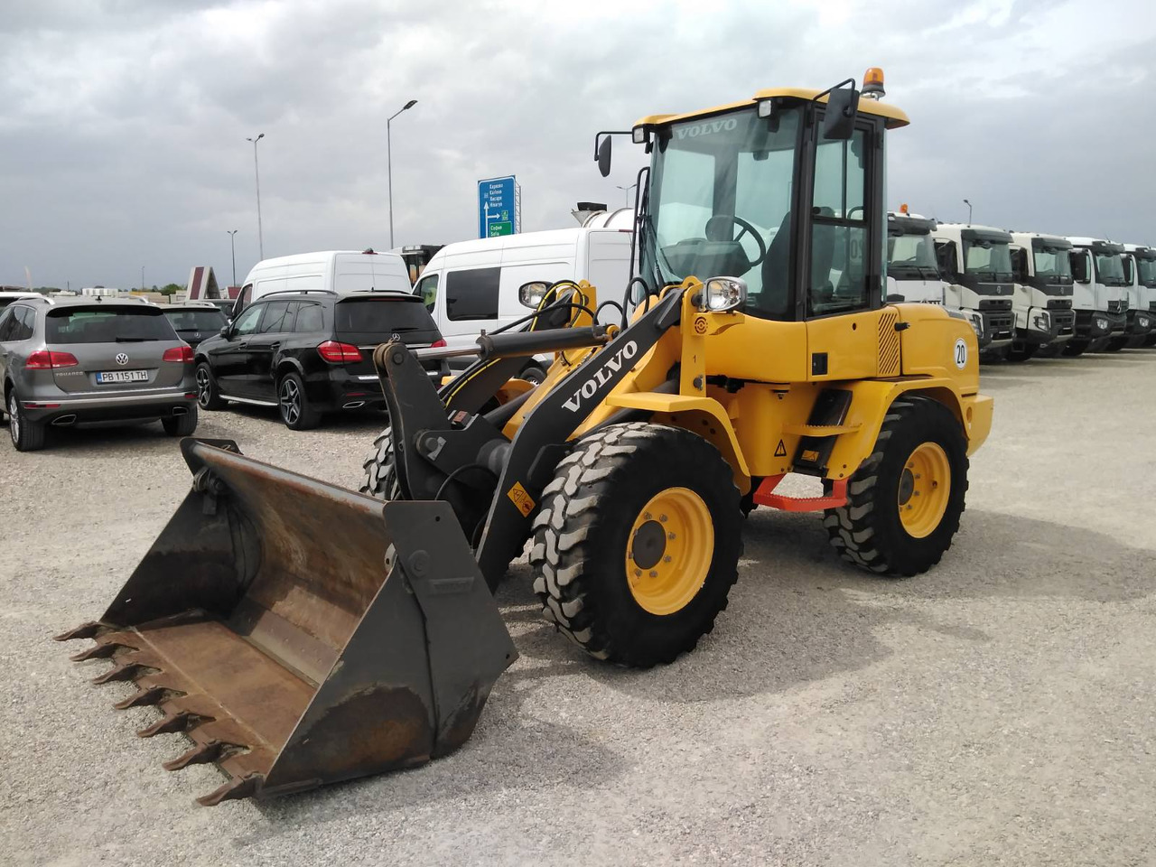 VOLVO L30G - Kolesni nakladalec: slika 3 VOLVO L30G - Kolesni nakladalec: slika 3