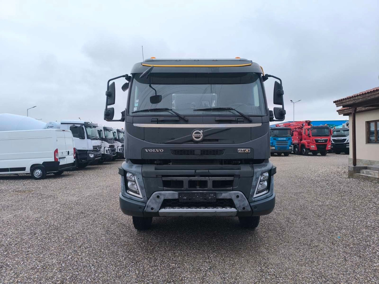 Volvo FMX 410 LIEBHERR 9M3 EURO6 - Avtomešalec: slika 2 Volvo FMX 410 LIEBHERR 9M3 EURO6 - Avtomešalec: slika 2