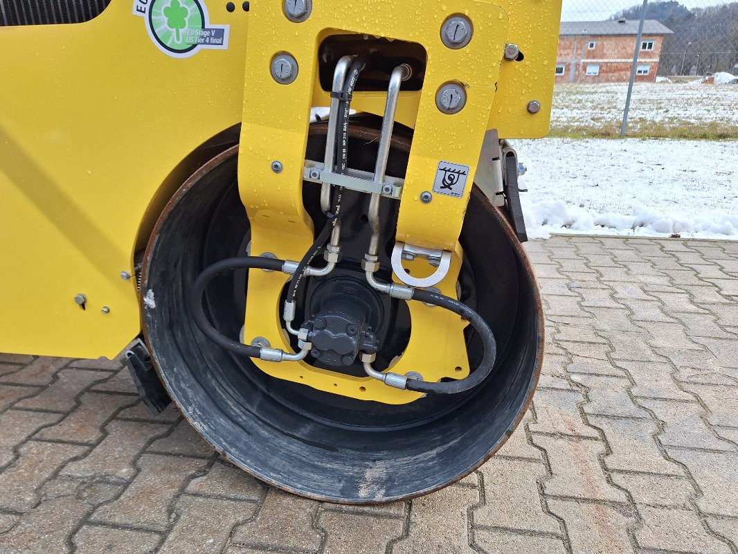 Nov Valjar BOMAG DE BW 100 AC-5  Stage V/Tier 4f: slika 6