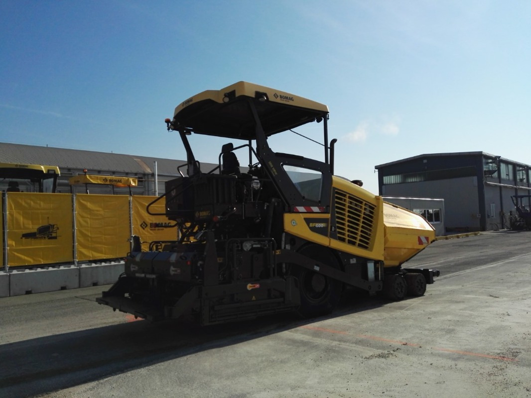 BOMAG IT BF 600 P-2 S500 Stage IV/Tier 4f - Asfaltni finišer: slika 4 BOMAG IT BF 600 P-2 S500 Stage IV/Tier 4f - Asfaltni finišer: slika 4