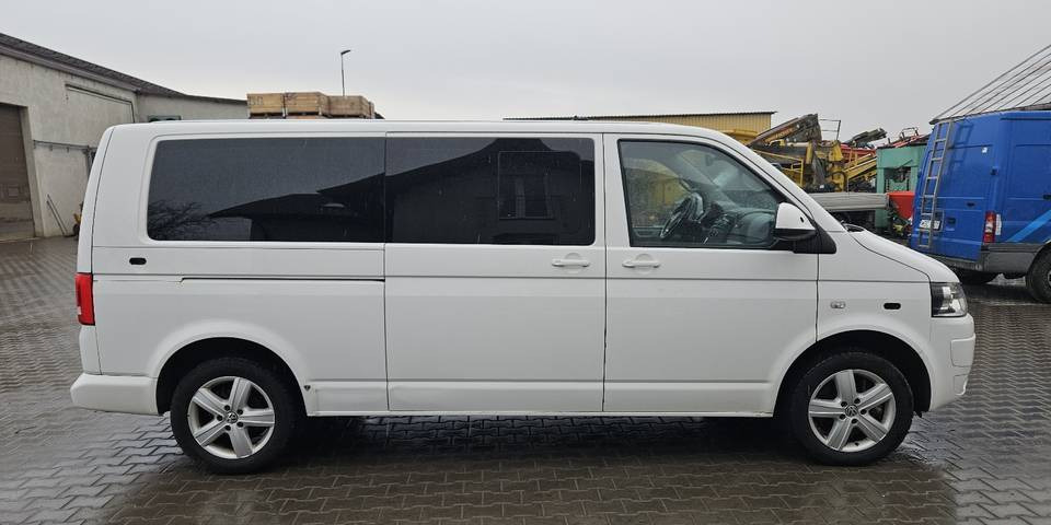 Volkswagen Multivan 180KM 4Motion 4x4 automat DSG długi - Avtomobil: slika 5 Volkswagen Multivan 180KM 4Motion 4x4 automat DSG długi - Avtomobil: slika 5