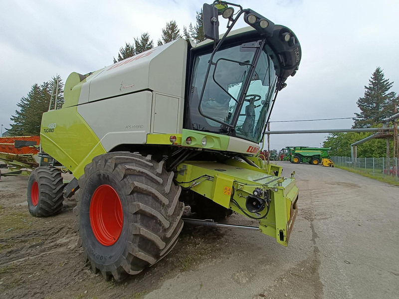Claas Tucano 480 V750 - Kombajn harvester: slika 5 Claas Tucano 480 V750 - Kombajn harvester: slika 5