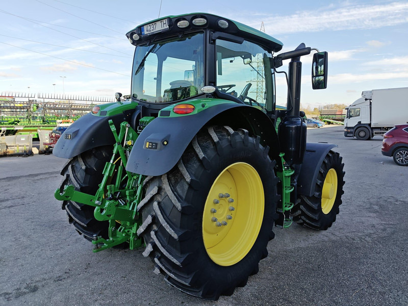 John Deere 6215R Autopowr - Traktor: slika 3 John Deere 6215R Autopowr - Traktor: slika 3