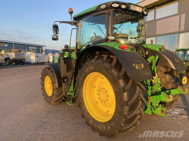 John Deere 6215R - Traktor: slika 4 John Deere 6215R - Traktor: slika 4