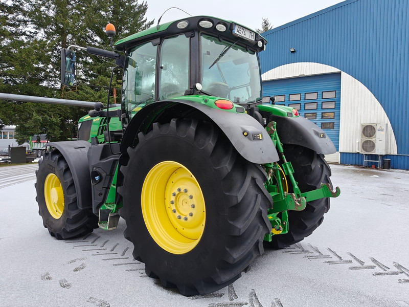 John Deere 6215R - Traktor: slika 5 John Deere 6215R - Traktor: slika 5
