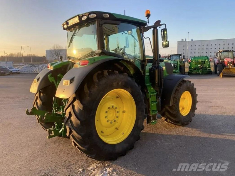 John Deere 6215R - Traktor: slika 3 John Deere 6215R - Traktor: slika 3