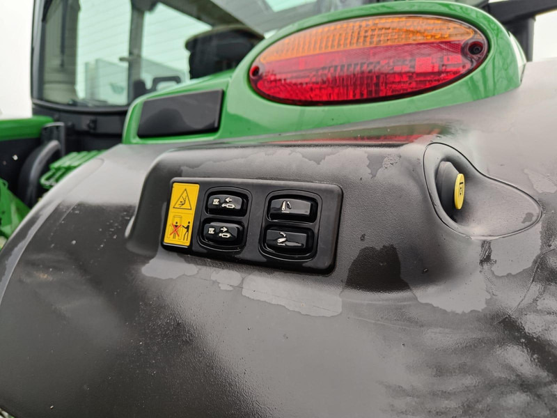 Traktor John Deere 6R 185: slika 12 Traktor John Deere 6R 185: slika 12