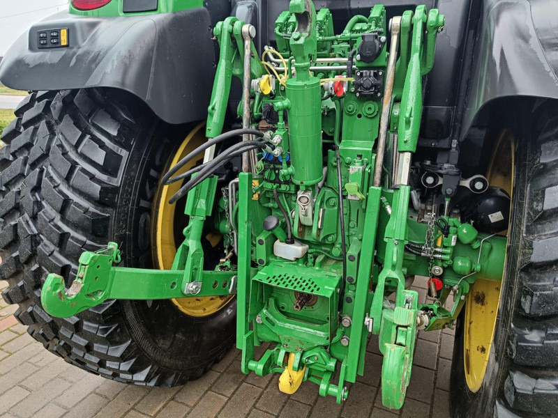 Traktor John Deere 6R 185: slika 11 Traktor John Deere 6R 185: slika 11