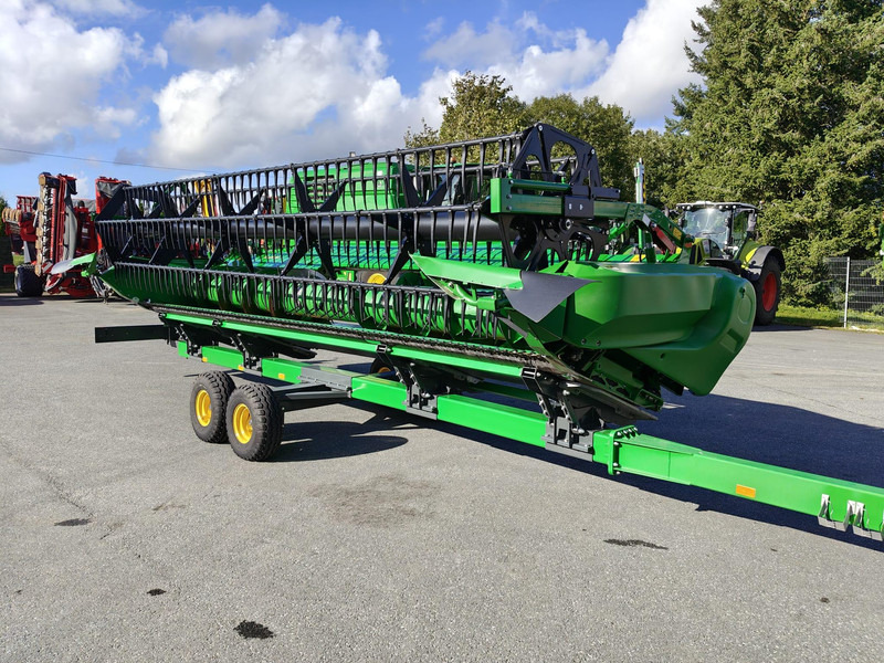 John Deere W650 i 722X - Kombajn harvester: slika 2 John Deere W650 i 722X - Kombajn harvester: slika 2