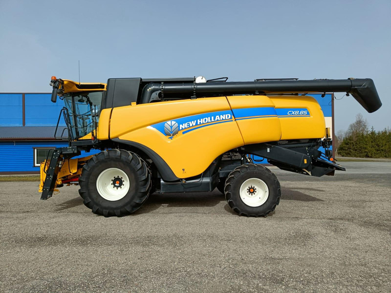 New Holland CX 8.85 - Kombajn harvester: slika 2 New Holland CX 8.85 - Kombajn harvester: slika 2