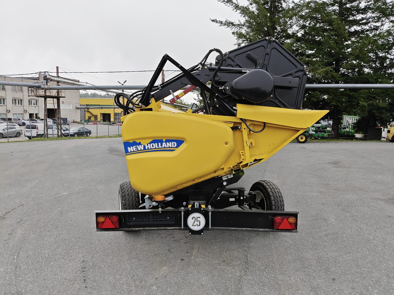 Kombajn harvester New Holland CX 8.90: slika 12