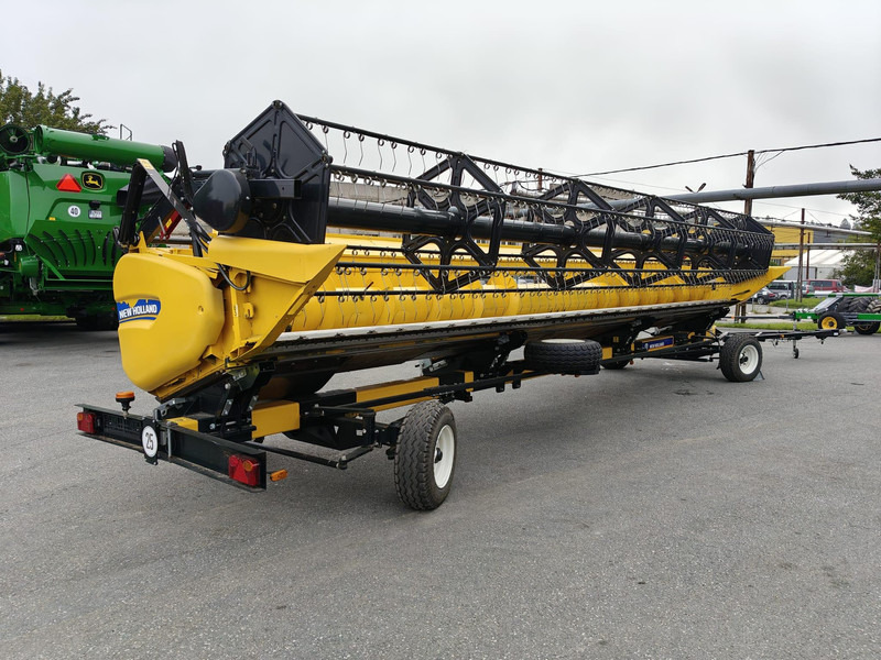 Kombajn harvester New Holland CX 8.90: slika 11