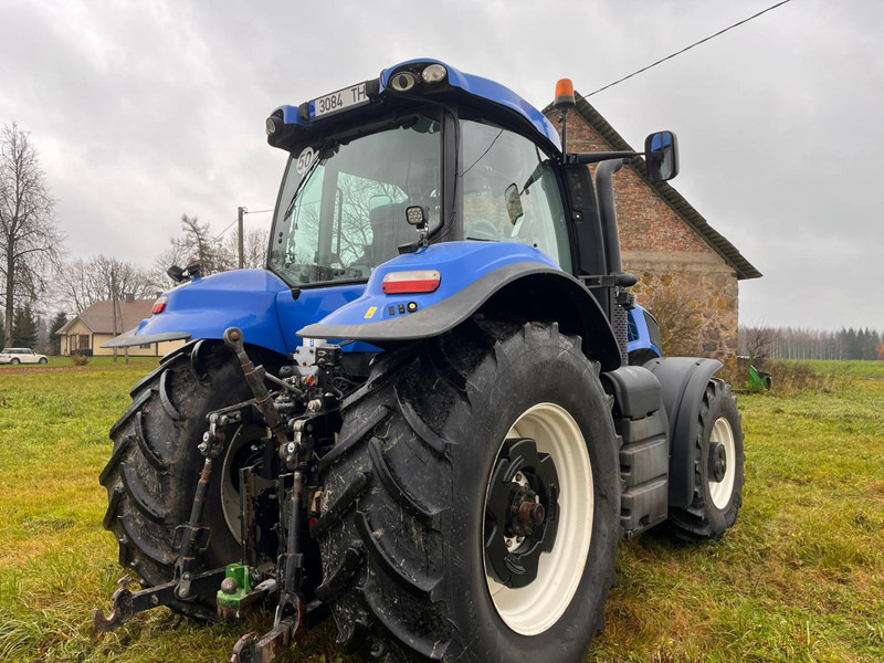New Holland T8.330 - Traktor: slika 4 New Holland T8.330 - Traktor: slika 4