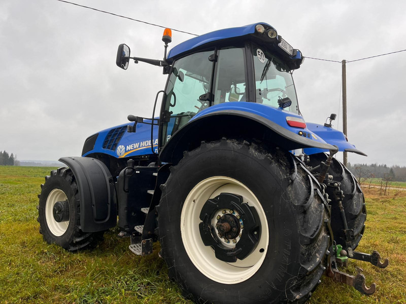 New Holland T8.330 - Traktor: slika 3 New Holland T8.330 - Traktor: slika 3