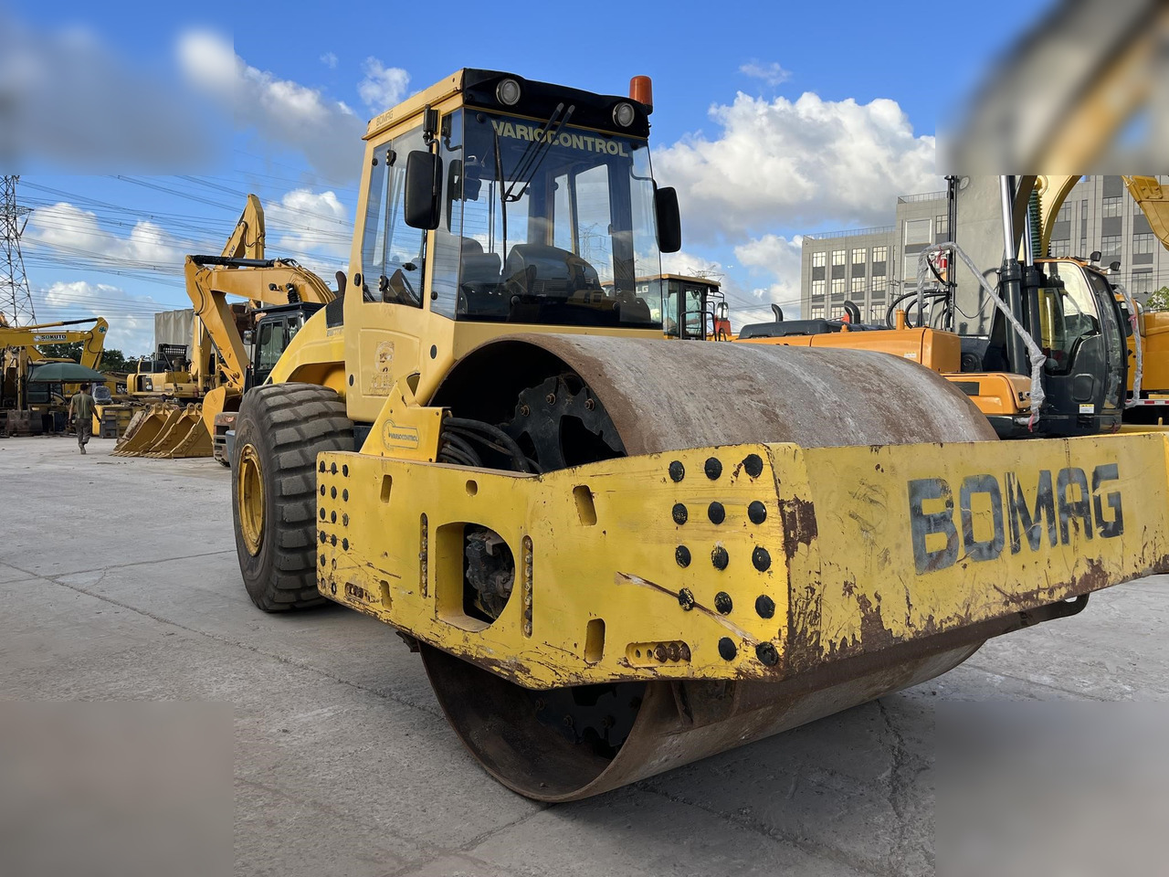 BOMAG BW226DH-4 - Valjar: slika 4 BOMAG BW226DH-4 - Valjar: slika 4