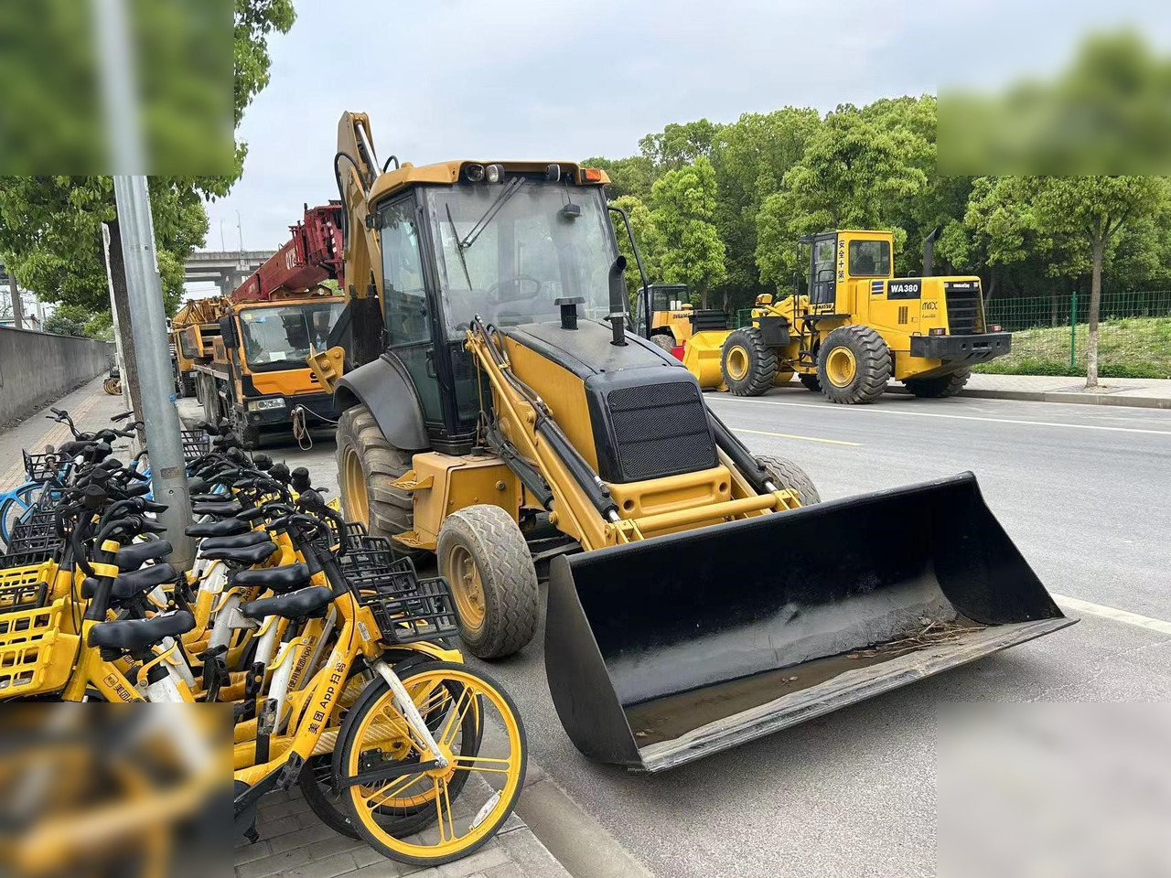 CASE 580 - Bager nakladalec: slika 2 CASE 580 - Bager nakladalec: slika 2