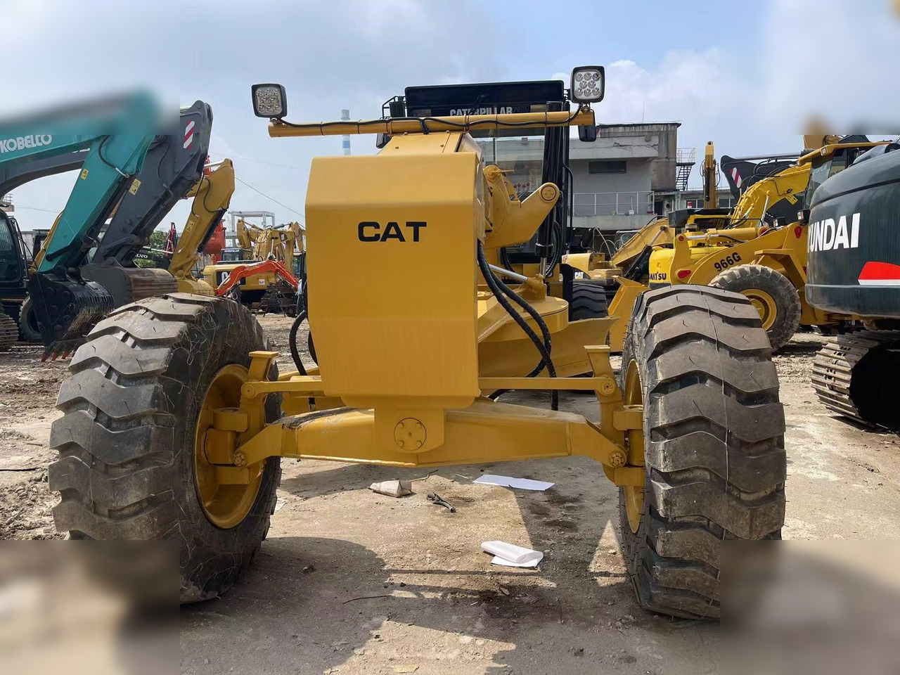 CATERPILLAR 120H - Greder: slika 3 CATERPILLAR 120H - Greder: slika 3