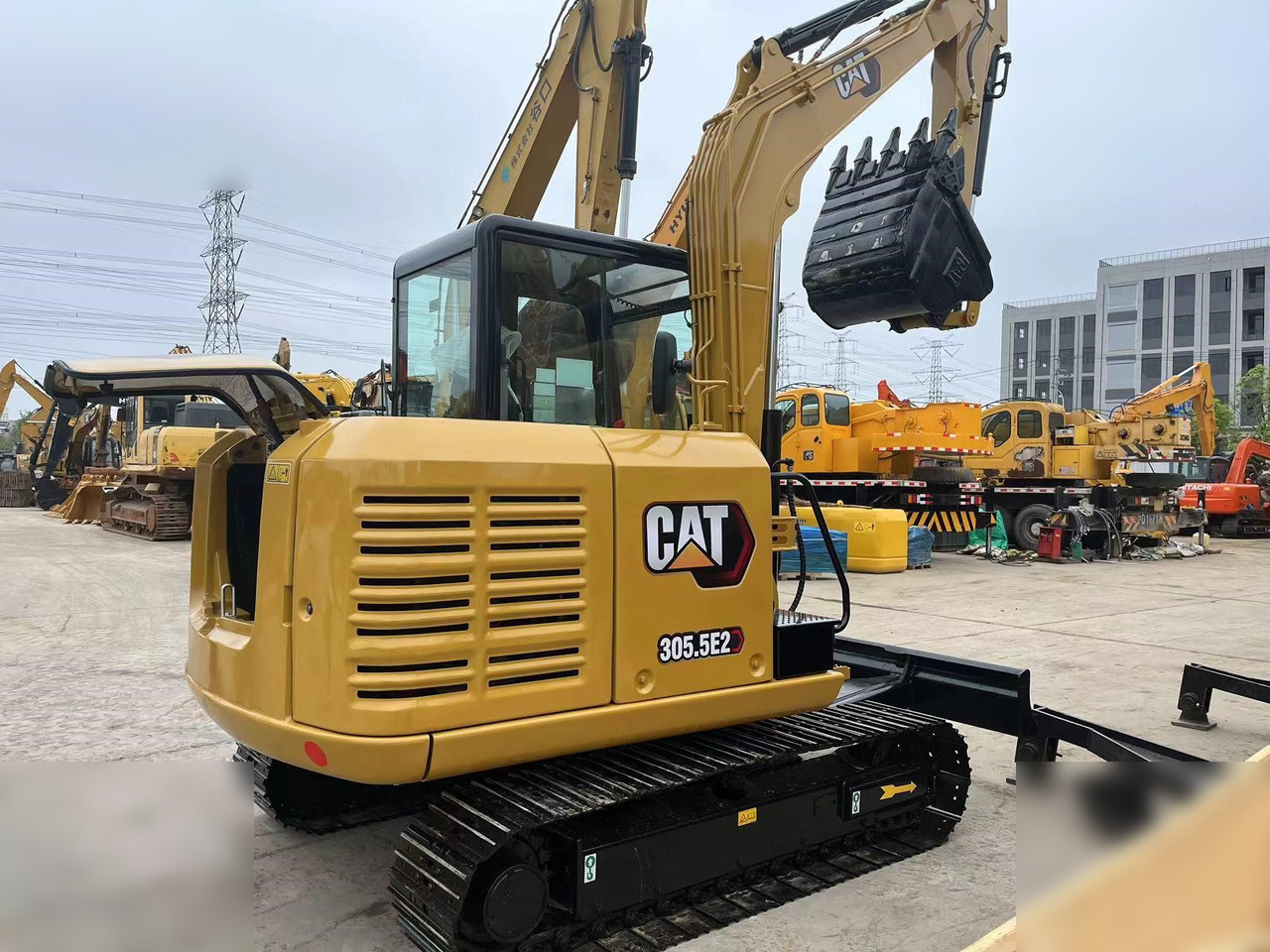 CATERPILLAR 305.5E2 - Mini bager: slika 2 CATERPILLAR 305.5E2 - Mini bager: slika 2
