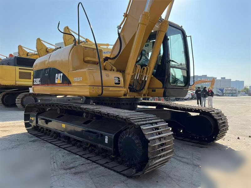CATERPILLAR 320CL - Bager goseničar: slika 4 CATERPILLAR 320CL - Bager goseničar: slika 4
