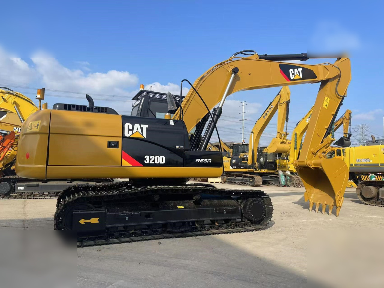 CATERPILLAR 320D - Bager goseničar: slika 2 CATERPILLAR 320D - Bager goseničar: slika 2