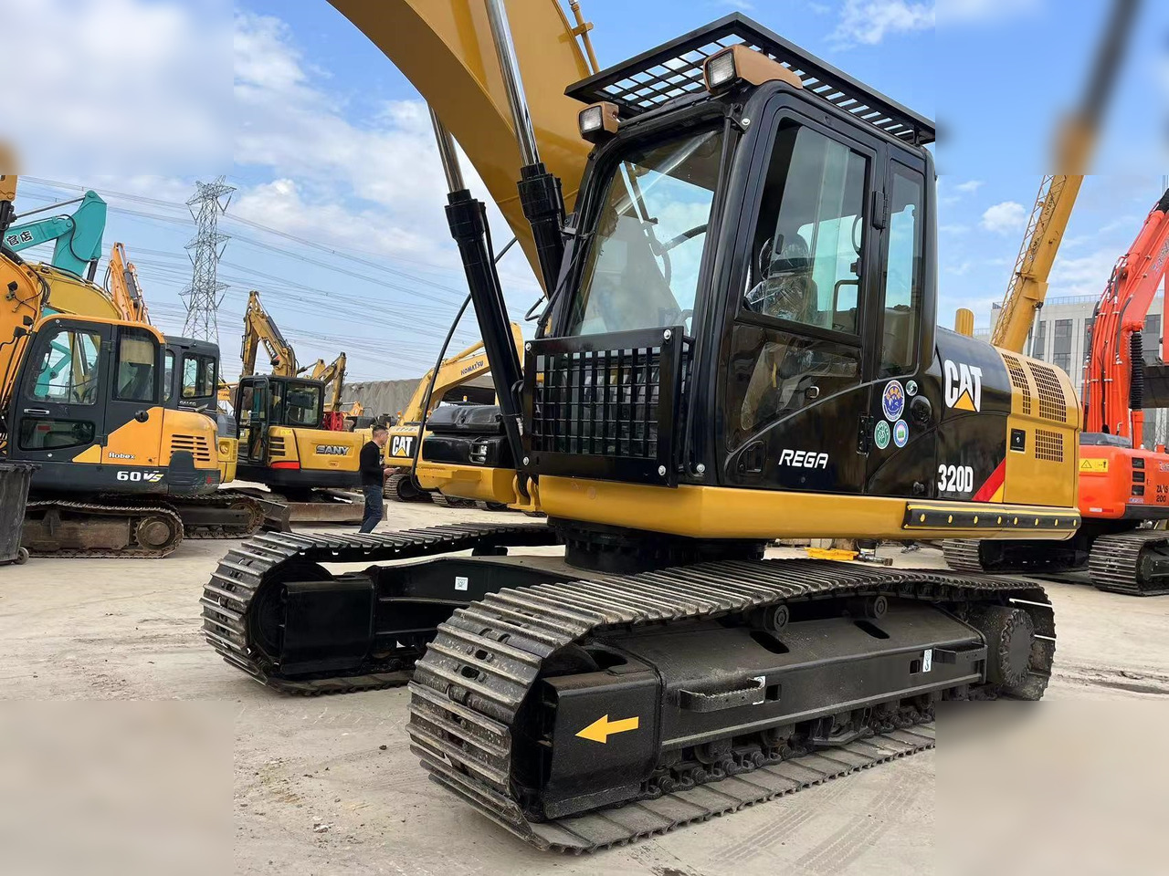 CATERPILLAR 320D - Bager goseničar: slika 5 CATERPILLAR 320D - Bager goseničar: slika 5
