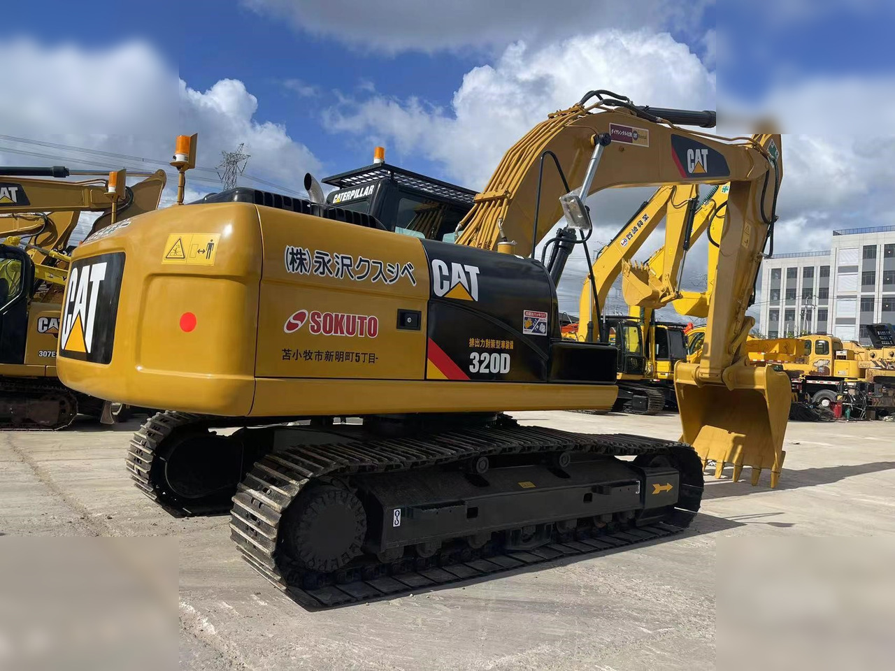 CATERPILLAR 320D - Bager goseničar: slika 2 CATERPILLAR 320D - Bager goseničar: slika 2