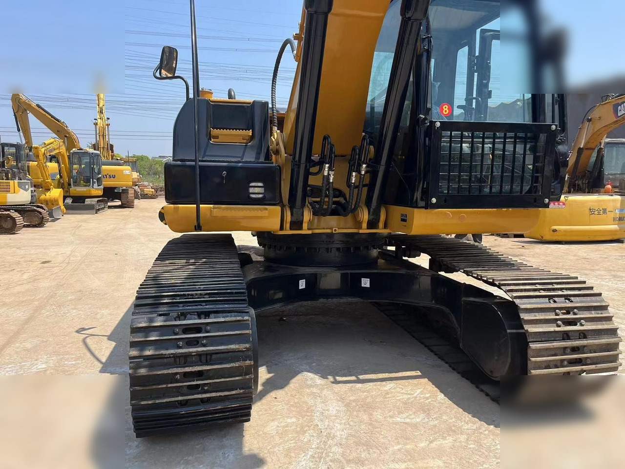 CATERPILLAR 320D - Bager goseničar: slika 4 CATERPILLAR 320D - Bager goseničar: slika 4