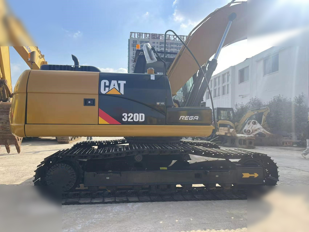 CATERPILLAR 320D - Bager goseničar: slika 3 CATERPILLAR 320D - Bager goseničar: slika 3