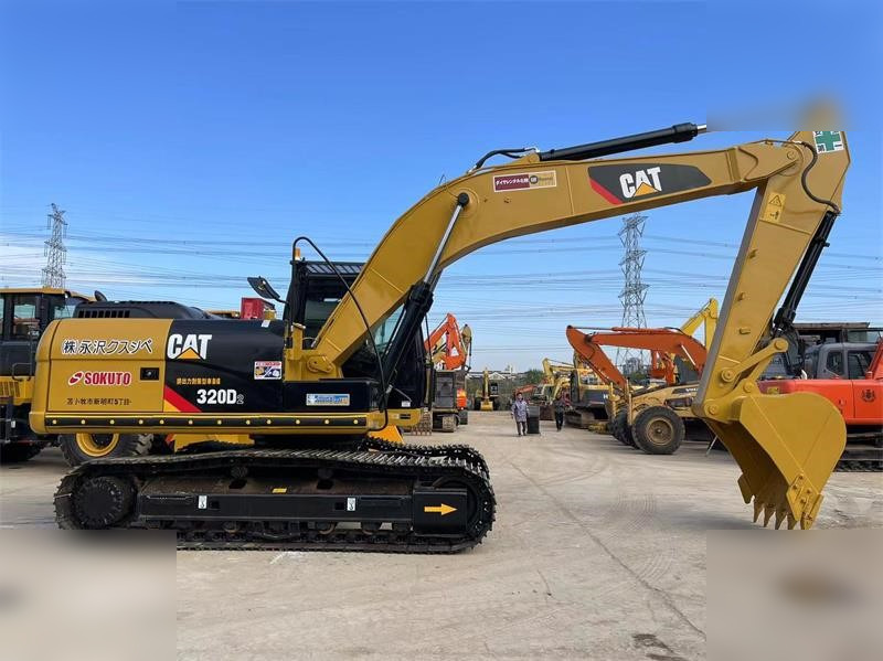 CATERPILLAR 320D2 - Bager goseničar: slika 5 CATERPILLAR 320D2 - Bager goseničar: slika 5