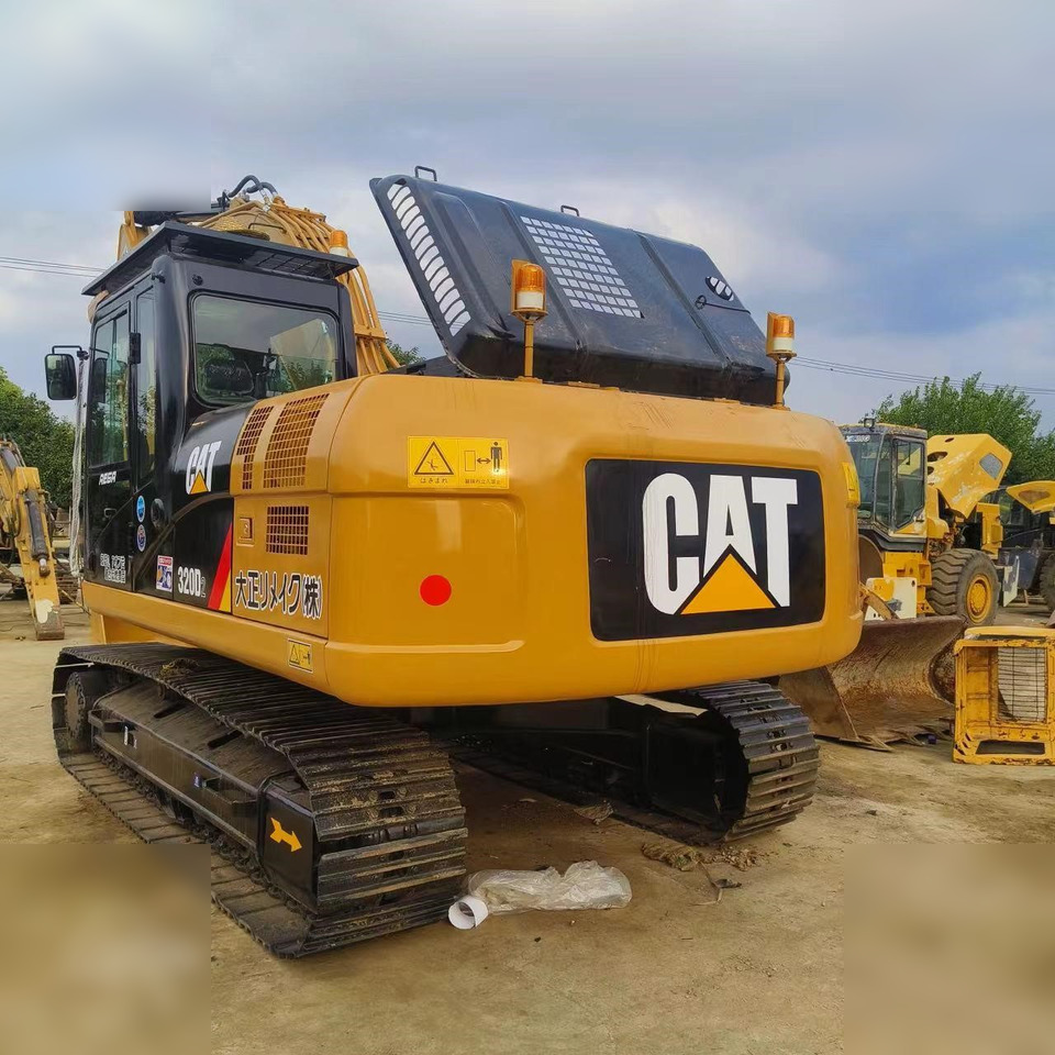 CATERPILLAR 320D2 - Bager goseničar: slika 4 CATERPILLAR 320D2 - Bager goseničar: slika 4