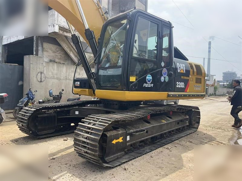 CATERPILLAR 320DL - Bager goseničar: slika 4 CATERPILLAR 320DL - Bager goseničar: slika 4