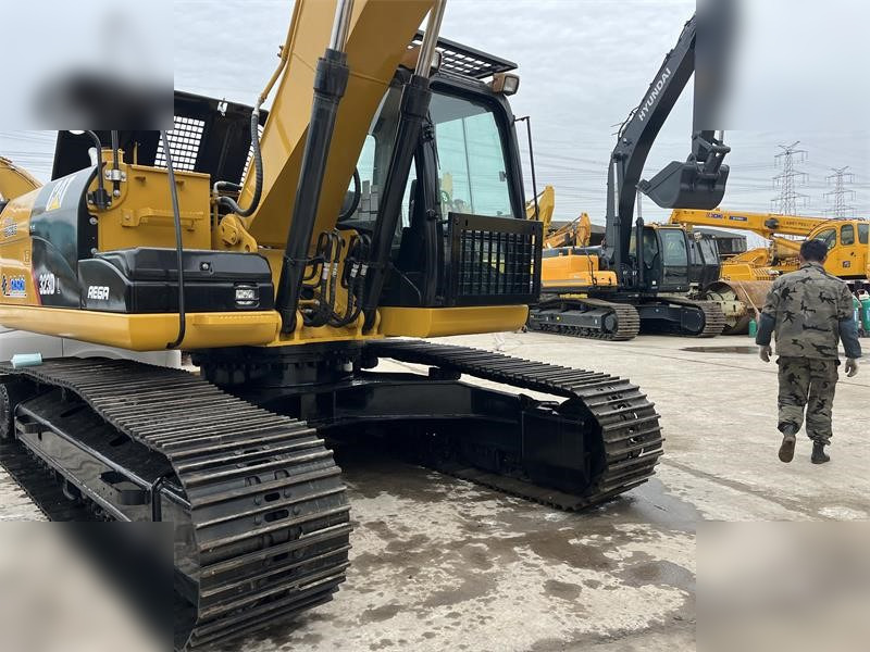 CATERPILLAR 323DL - Bager goseničar: slika 4 CATERPILLAR 323DL - Bager goseničar: slika 4