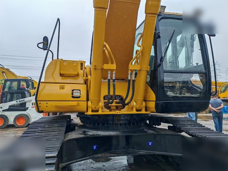 CATERPILLAR 330CL - Bager goseničar: slika 4 CATERPILLAR 330CL - Bager goseničar: slika 4