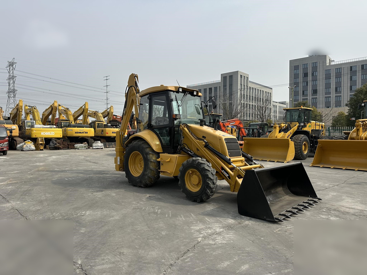 CATERPILLAR 420F - Bager nakladalec: slika 3 CATERPILLAR 420F - Bager nakladalec: slika 3