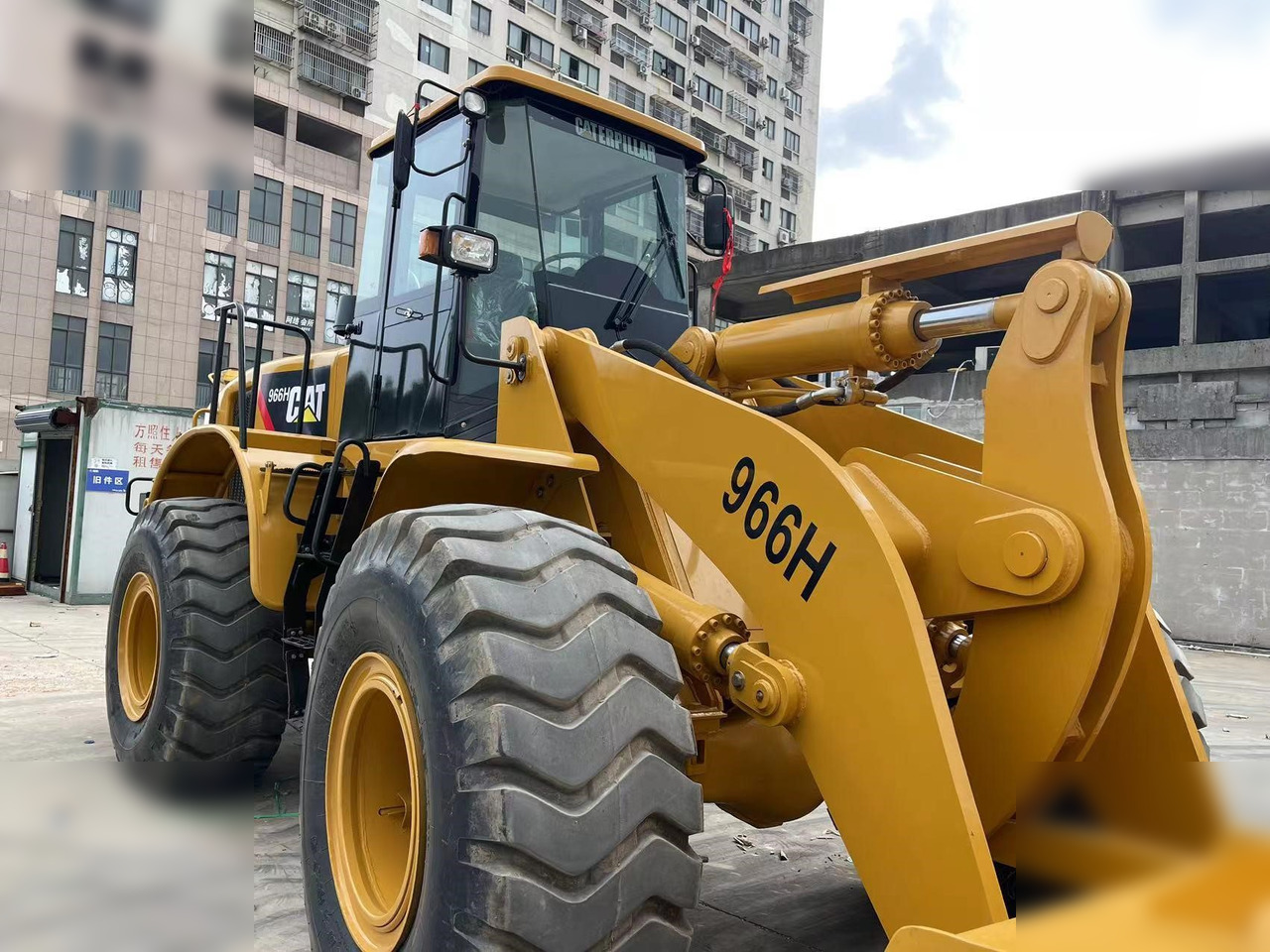 CATERPILLAR 966H - Kolesni nakladalec: slika 4 CATERPILLAR 966H - Kolesni nakladalec: slika 4