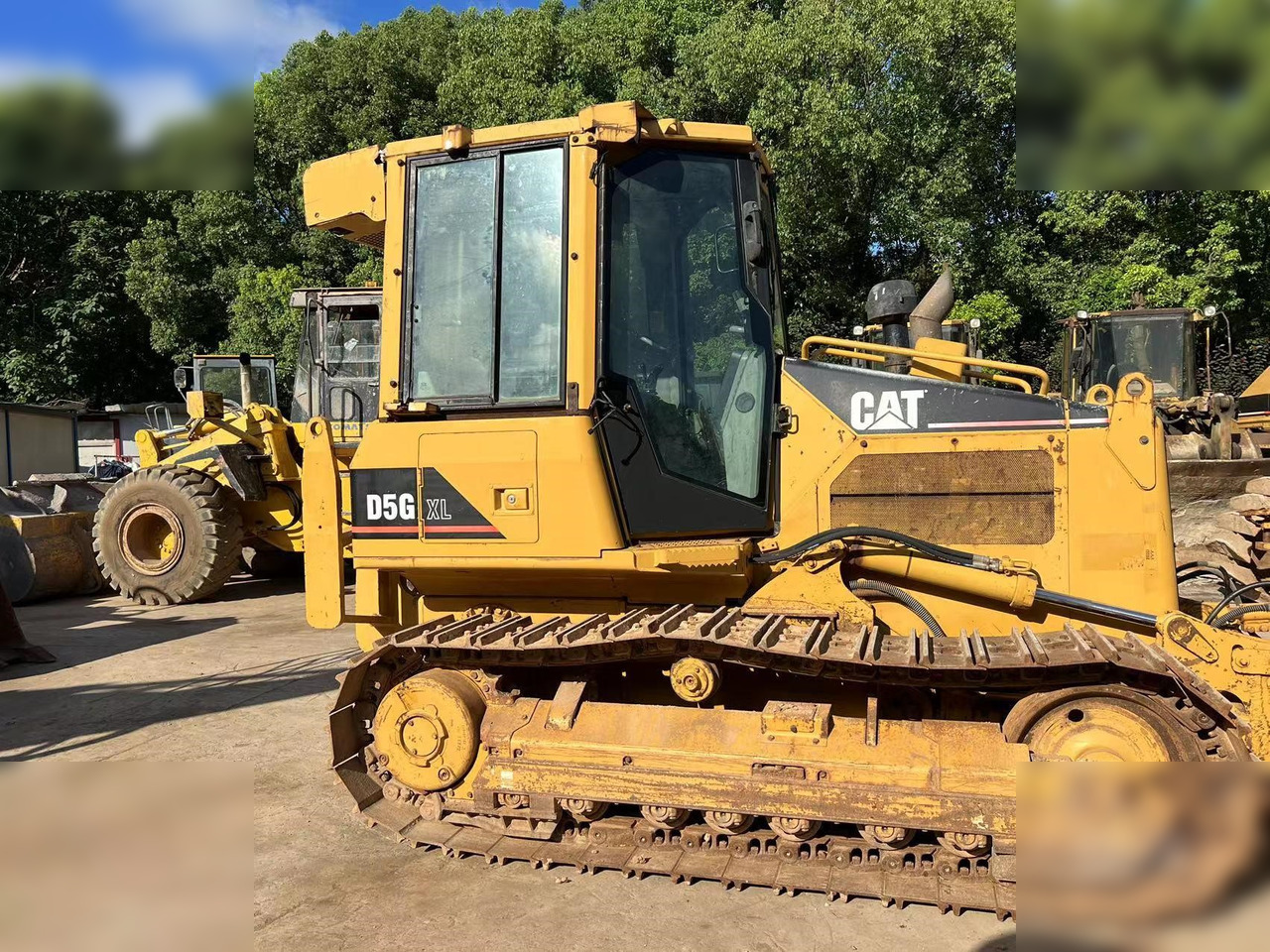CATERPILLAR D5G XL - Buldožer: slika 1 CATERPILLAR D5G XL - Buldožer: slika 1