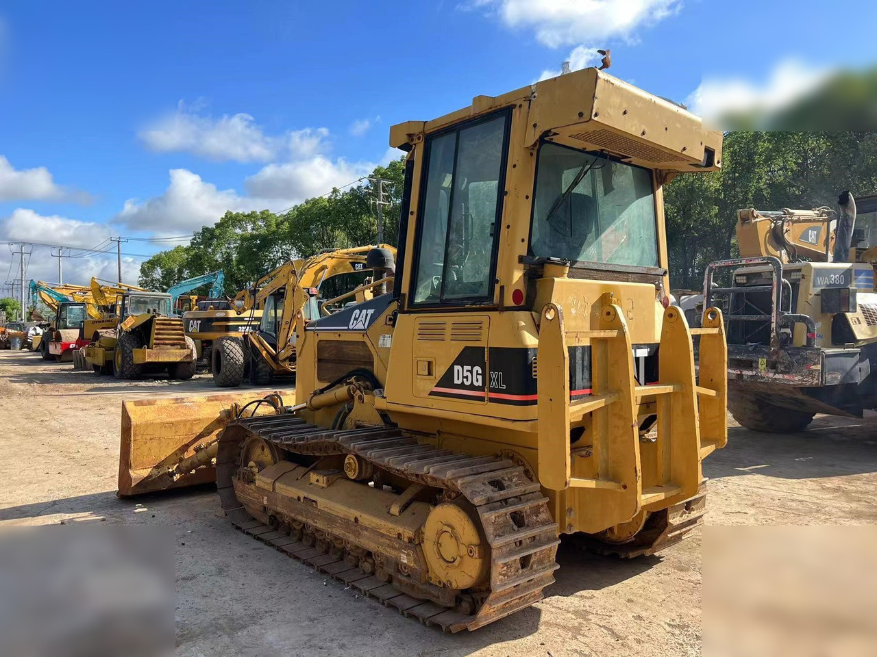 CATERPILLAR D5G XL - Buldožer: slika 3 CATERPILLAR D5G XL - Buldožer: slika 3