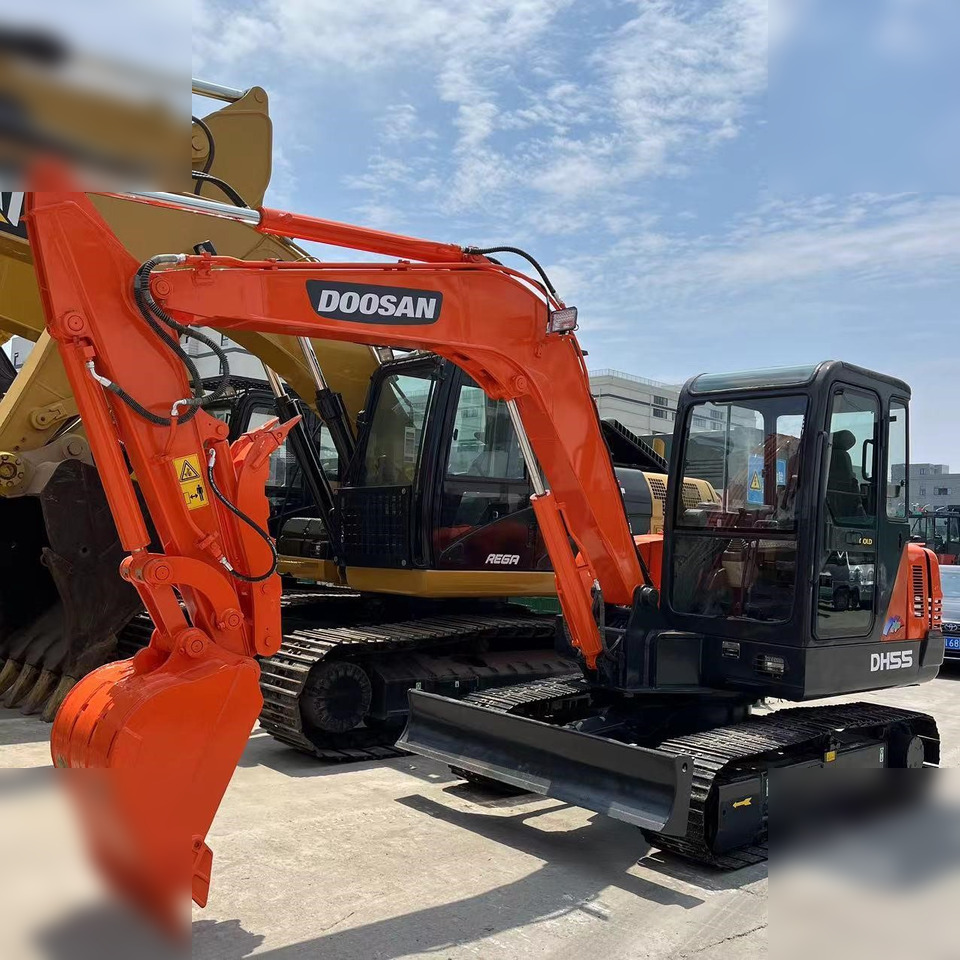 DOOSAN DH55-V - Mini bager: slika 3 DOOSAN DH55-V - Mini bager: slika 3