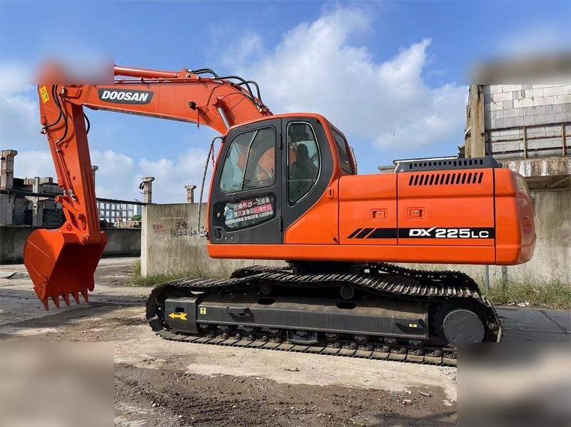 DOOSAN DX225 LC - Bager goseničar: slika 1 DOOSAN DX225 LC - Bager goseničar: slika 1