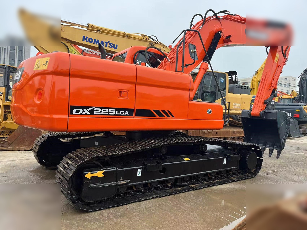 DOOSAN DX225 LCA - Bager goseničar: slika 3 DOOSAN DX225 LCA - Bager goseničar: slika 3