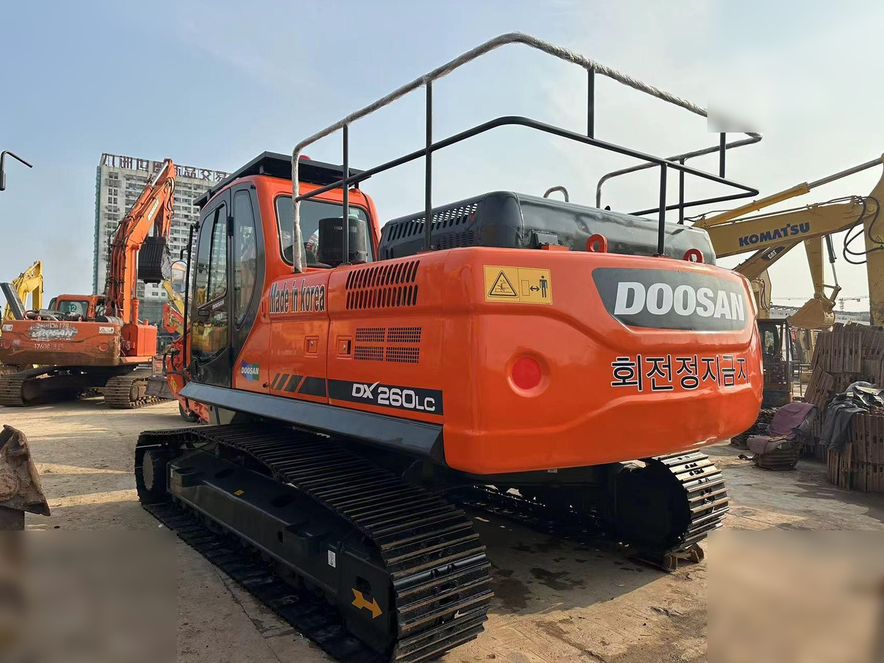 DOOSAN DX260 LC - Bager goseničar: slika 3 DOOSAN DX260 LC - Bager goseničar: slika 3