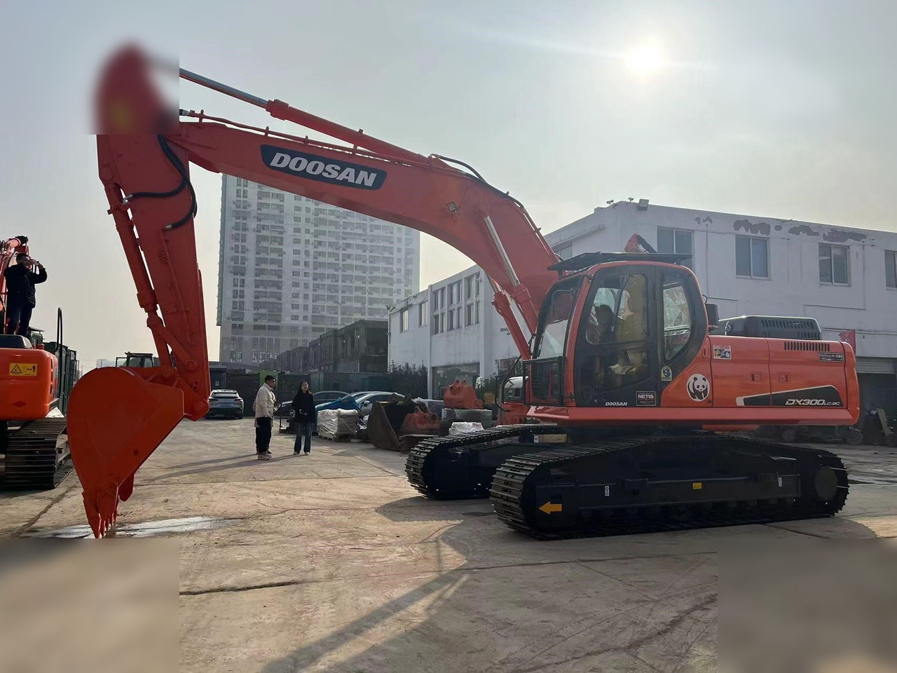 DOOSAN DX300 LC-9C - Bager goseničar: slika 2 DOOSAN DX300 LC-9C - Bager goseničar: slika 2