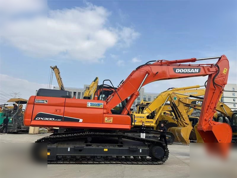 DOOSAN DX300 LC-9C - Bager goseničar: slika 3 DOOSAN DX300 LC-9C - Bager goseničar: slika 3