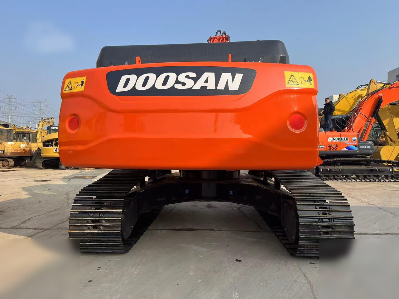 DOOSAN DX300 LC-9C - Bager goseničar: slika 3 DOOSAN DX300 LC-9C - Bager goseničar: slika 3
