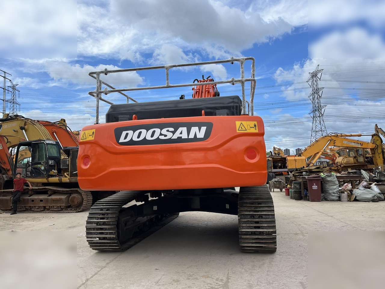 DOOSAN DX340 LCA - Bager goseničar: slika 4 DOOSAN DX340 LCA - Bager goseničar: slika 4