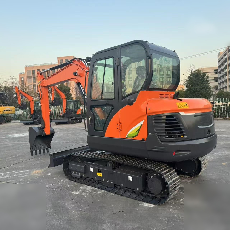 DOOSAN DX60E-10N - Bager goseničar: slika 1 DOOSAN DX60E-10N - Bager goseničar: slika 1