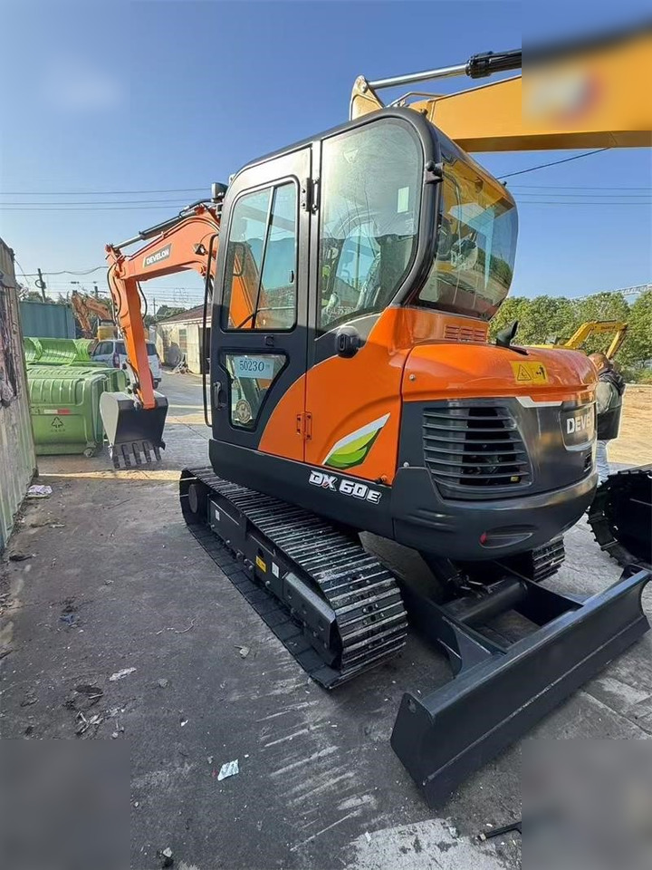 DOOSAN DX60E-10N - Bager goseničar: slika 5 DOOSAN DX60E-10N - Bager goseničar: slika 5
