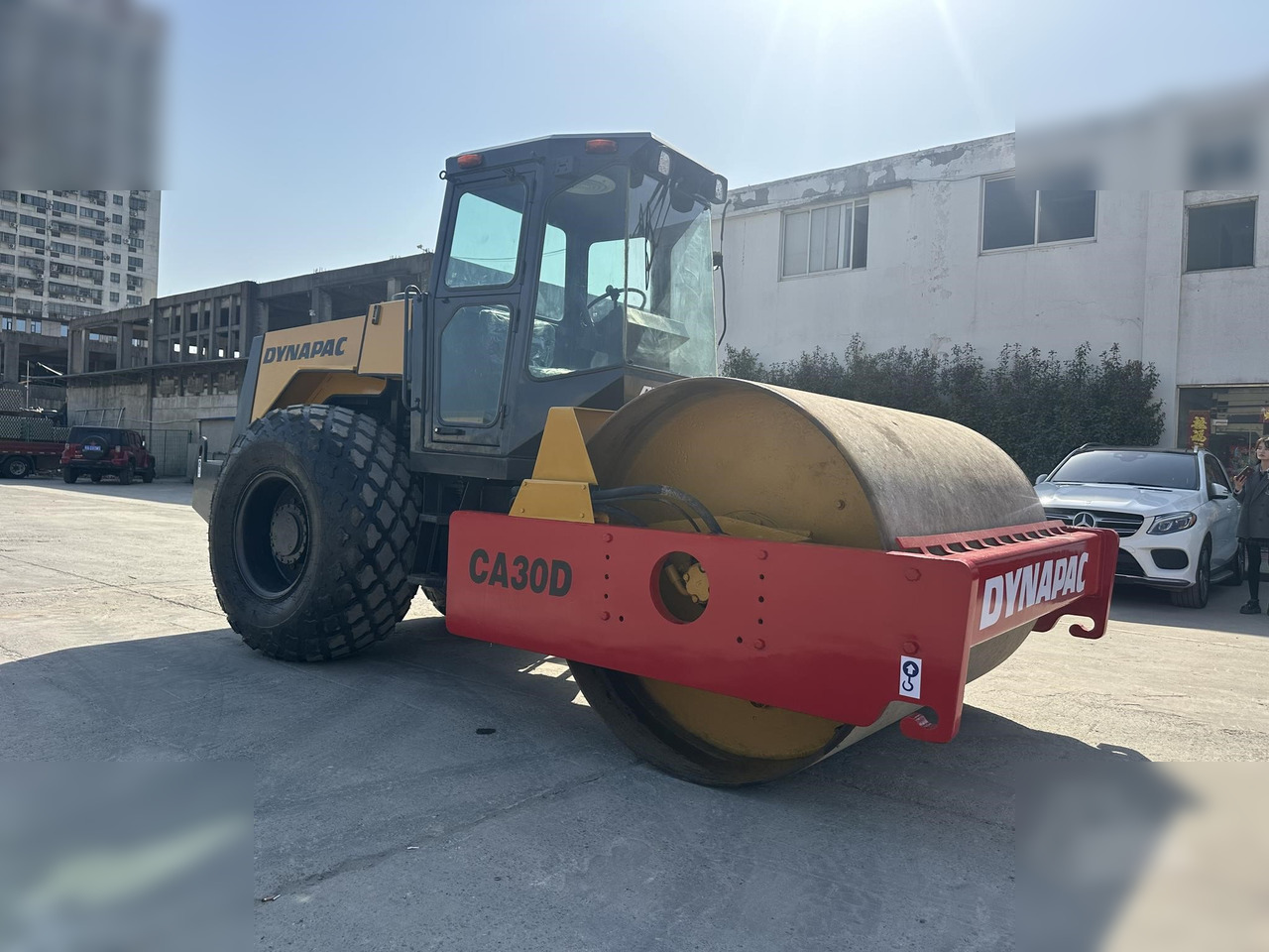 DYNAPAC CA30D - Valjar: slika 2 DYNAPAC CA30D - Valjar: slika 2